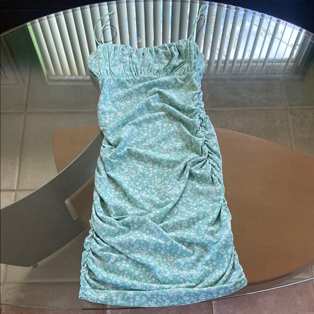EUC Princess Polly dress
